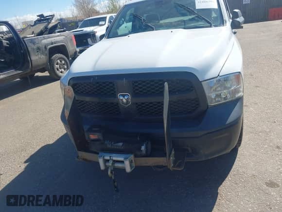 2015 Ram 1500 Tradesman with VIN 3C6JR7DT7FG584979, listed as a IAAI auction lot 41886286 with 60,982 mi miles and . Bid and sale history available at DreamBid. Image 12.