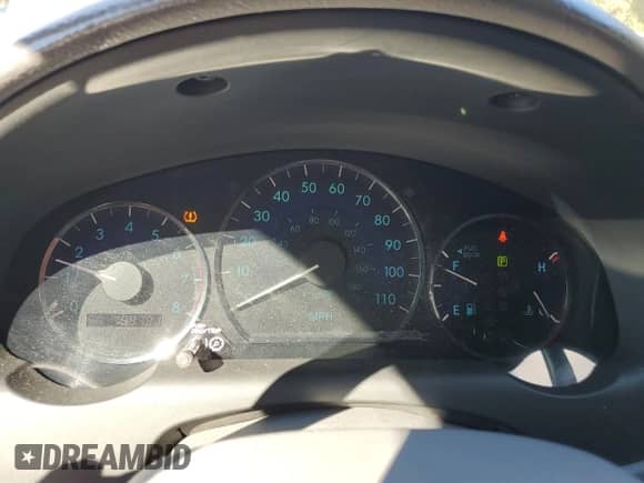 2010 Toyota Sienna XLE с VIN 5TDYK4CC6AS306693, выставлен на аукционе Copart как лот 80128555 с пробегом 198 791 миль миль и Списание • Salvage title. История ставок и продаж доступна на DreamBid. Изображение 9.