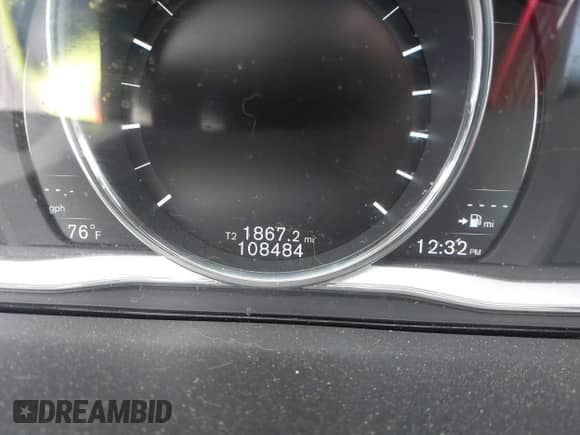 2018 Volvo S60 Inscription z VIN LYV402TKXJB162524, wystawiony jako IAAI lot #42219987 z przebiegiem 108 484 mil mil oraz . Historia ofert i sprzedaży dostępna na DreamBid. Obrazek 16.