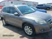 2009 Volkswagen Tiguan S с VIN WVGAV75N39W003418, выставлен на аукционе IAAI как лот 42228870 с пробегом 173 548 миль миль и . История ставок и продаж доступна на DreamBid. Изображение 17.