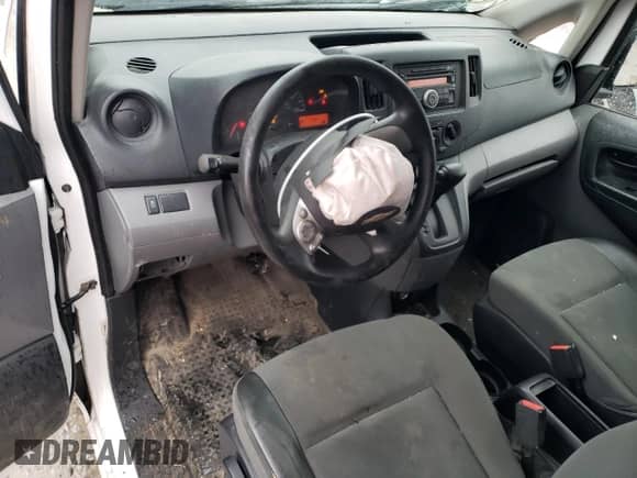 2015 Chevrolet City Express Cargo LS с VIN 3N63M0YN7FK698820, выставлен на аукционе Copart как лот 84327054 с пробегом 71 780 миль миль и Списание • Salvage title. История ставок и продаж доступна на DreamBid. Изображение 8.