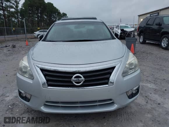 2015 Nissan Altima S with VIN 1N4AL3AP6FN395795, listed as a IAAI auction lot 43587590 with 119,338 mi miles and . Bid and sale history available at DreamBid. Image 6.