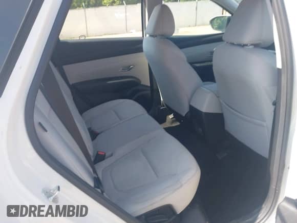 2025 Hyundai Tucson with VIN 3KMJA3DE5SE003296, listed as a IAAI auction lot 42557486 with 11,486 mi miles and . Bid and sale history available at DreamBid. Image 8.