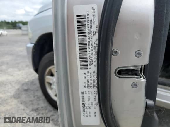 2010 Dodge 2500 SLT with VIN 3D7UT2CL3AG117049, listed as a Copart auction lot 65654715 with 150,849 mi miles and Salvage title. Bid and sale history available at DreamBid. Image 12.
