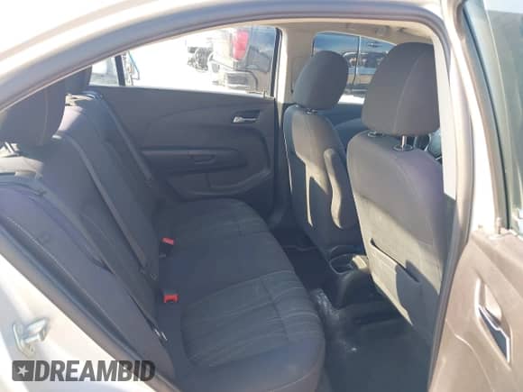 2014 Chevrolet Sonic LT с VIN 1G1JC5SG0E4111997, выставлен на аукционе IAAI как лот 43219845 с пробегом 168 698 миль миль и . История ставок и продаж доступна на DreamBid. Изображение 8.
