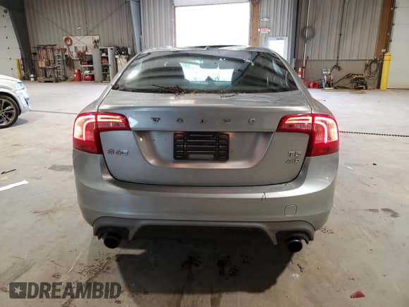 2018 Volvo S60 Dynamic с VIN YV140MTL5J2462603, выставлен на аукционе Copart как лот 55668855 с пробегом 59 667 миль миль и Списание • Salvage title. История ставок и продаж доступна на DreamBid. Изображение 6.