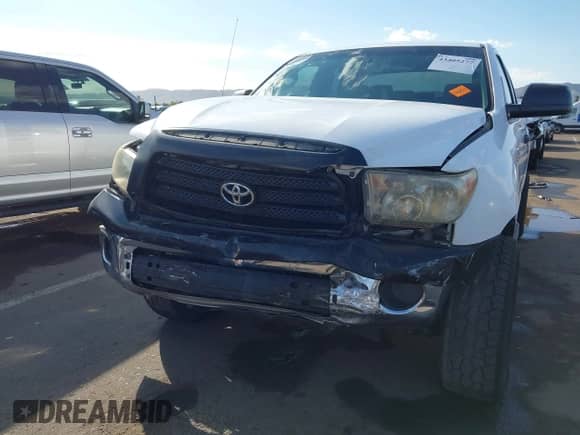 2008 Toyota Tundra SR5 with VIN 5TFRV54188X057395, listed as a IAAI auction lot 43405277 with 186,039 mi miles and . Bid and sale history available at DreamBid. Image 6.
