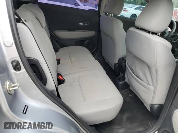 2019 Honda HR-V LX z VIN 3CZRU5H37KM730375, wystawiony jako Copart lot #70573905 z przebiegiem 45 350 mil mil oraz Nie do naprawy • Non repairable. Historia ofert i sprzedaży dostępna na DreamBid. Obrazek 11.