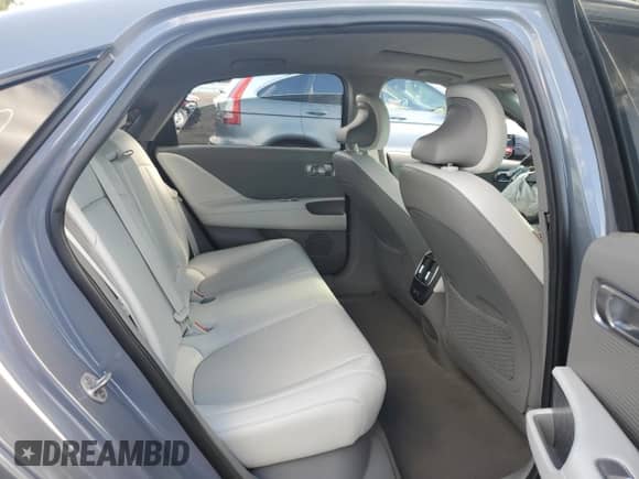 2023 Hyundai Ioniq 6 Limited с VIN KMHM54AC7PA020278, выставлен на аукционе Copart как лот 71464935 с пробегом Не указан миль и Списание • Salvage title. История ставок и продаж доступна на DreamBid. Изображение 10.