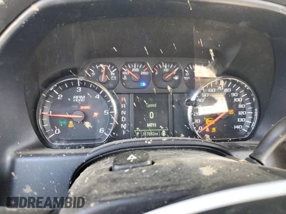 2015 Chevrolet Silverado 2500HD Work Truck z VIN 1GC1KUEG7FF663731, wystawiony jako Copart lot #57123715 z przebiegiem 167 082 mil mil oraz Szkoda całkowita • Salvage title. Historia ofert i sprzedaży dostępna na DreamBid. Obrazek 9.