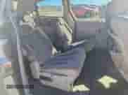 2005 Dodge Caravan SXT z VIN 2D8GP44L45R508766, wystawiony jako Copart lot #89827425 z przebiegiem Nie podano mil oraz Szkoda całkowita • Salvage title. Historia ofert i sprzedaży dostępna na DreamBid. Obrazek 11.