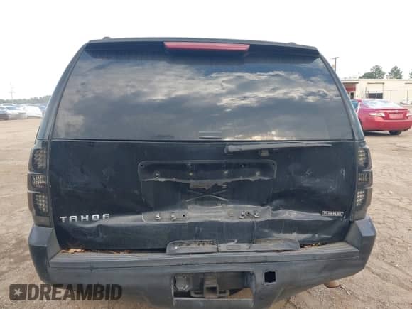 2007 Chevrolet Tahoe LTZ с VIN 1GNFC13087R261280, выставлен на аукционе IAAI как лот 43261617 с пробегом 174 284 миль миль и . История ставок и продаж доступна на DreamBid. Изображение 6.