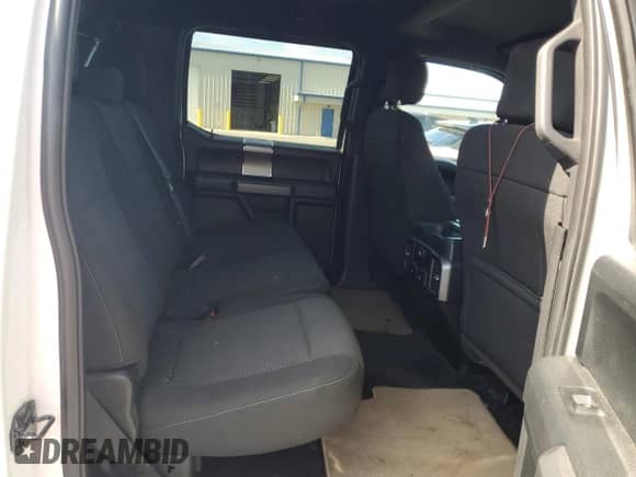 2017 Ford F-150 XL z VIN 1FTEW1EPXHFC14776, wystawiony jako Copart lot #62885145 z przebiegiem 106 007 mil mil oraz Szkoda całkowita • Salvage title. Historia ofert i sprzedaży dostępna na DreamBid. Obrazek 10.