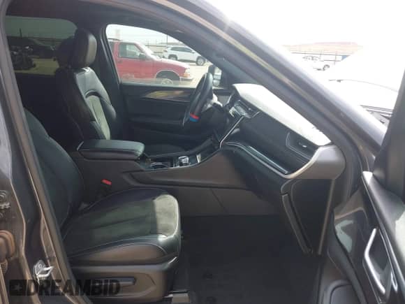 2023 Jeep Grand Cherokee Altitude with VIN 1C4RJKAG0P8700978, listed as a IAAI auction lot 42143863 with Not provided miles and . Bid and sale history available at DreamBid. Image 5.