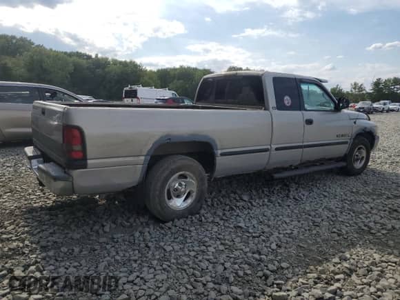 1998 Dodge 1500 with VIN 3B7HC12ZXWG105029, listed as a Copart auction lot 70489875 with 181,169 mi miles and Salvage title. Bid and sale history available at DreamBid. Image 3.