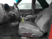 2001 Chevrolet Blazer LS z VIN 1GNCT18WX1K246960, wystawiony jako Copart lot #85066144 z przebiegiem 133 157 mil mil oraz Szkoda całkowita • Salvage title. Historia ofert i sprzedaży dostępna na DreamBid. Obrazek 7.