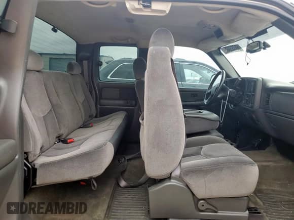 2005 GMC Sierra 1500 SLE z VIN 1GTEC19V95Z176856, wystawiony jako Copart lot #60732885 z przebiegiem 89 468 mil mil oraz Szkoda całkowita • Salvage title. Historia ofert i sprzedaży dostępna na DreamBid. Obrazek 10.