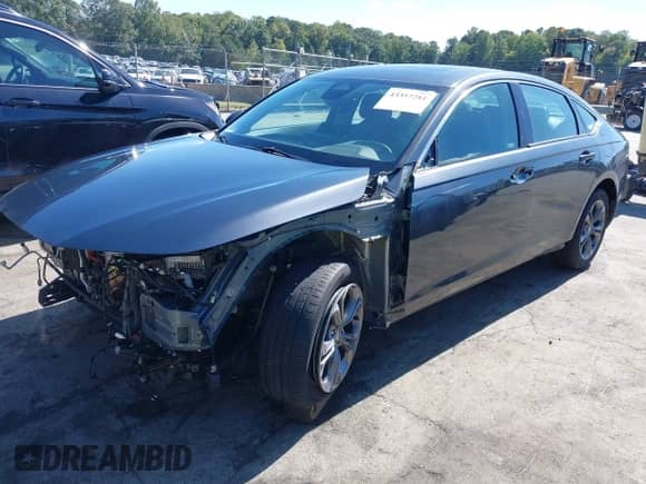 2024 Honda Accord EX-L z VIN 1HGCY2F64RA000380, wystawiony jako IAAI lot #43357281 z przebiegiem 37 540 mil mil oraz . Historia ofert i sprzedaży dostępna na DreamBid. Obrazek 2.