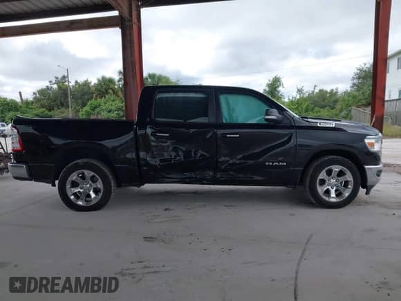2019 Ram 1500 Big Horn with VIN 1C6RREFT3KN706436, listed as a IAAI auction lot 43433957 with 135,446 mi miles and . Bid and sale history available at DreamBid. Image 13.