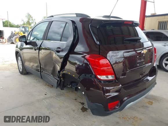 2020 Chevrolet Trax LT z VIN KL7CJLSB4LB334239, wystawiony jako IAAI lot #43054209 z przebiegiem 51 538 mil mil oraz . Historia ofert i sprzedaży dostępna na DreamBid. Obrazek 6.
