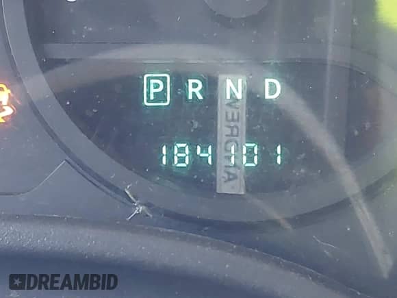 2008 Jeep Wrangler Unlimited X с VIN 1J4GB39108L550535, выставлен на аукционе IAAI как лот 43172154 с пробегом 184 101 миль миль и . История ставок и продаж доступна на DreamBid. Изображение 15.