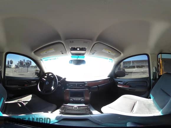 2009 Chevrolet Tahoe 2LT with VIN 1GNFC23059R295332, listed as a IAAI auction lot 42679966 with 223,678 mi miles and . Bid and sale history available at DreamBid. Image 18.