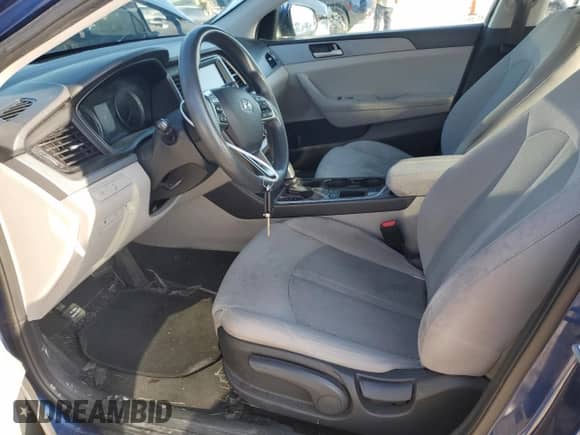 2019 Hyundai Sonata SE с VIN 5NPE24AF1KH772152, выставлен на аукционе Copart как лот 56049755 с пробегом 166 292 миль миль и Чистый • Clean title. История ставок и продаж доступна на DreamBid. Изображение 7.