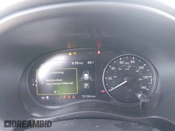 2021 Nissan Kicks SR z VIN 3N1CP5DV3ML486990, wystawiony jako IAAI lot #43259839 z przebiegiem 75 136 mil mil oraz . Historia ofert i sprzedaży dostępna na DreamBid. Obrazek 7.