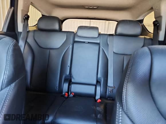 2020 Hyundai Santa Fe SEL с VIN 5NMS3CAD9LH275227, выставлен на аукционе Copart как лот 81091015 с пробегом 83 716 миль миль и Списание • Salvage title. История ставок и продаж доступна на DreamBid. Изображение 10.