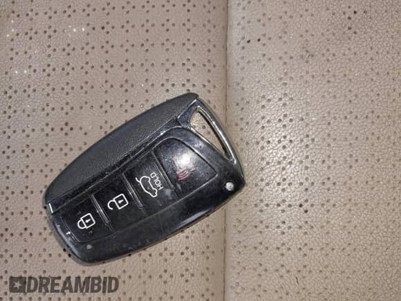 2013 Hyundai Santa Fe Sport с VIN 5XYZUDLA0DG094520, выставлен на аукционе IAAI как лот 43164080 с пробегом 144 117 миль миль и . История ставок и продаж доступна на DreamBid. Изображение 11.