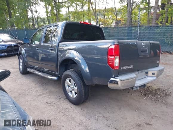 2010 Nissan Frontier SE with VIN 1N6AD0ER2AC431100, listed as a IAAI auction lot 43321779 with 170,483 mi miles and . Bid and sale history available at DreamBid. Image 3.