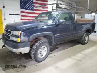 2006 Chevrolet Silverado 3500 SRW Wrk Trk с VIN 1GCHK34U76E124161, выставлен на аукционе Copart как лот 50540005 с пробегом Не указан миль и Списание • Salvage title. История ставок и продаж доступна на DreamBid. Изображение 1.