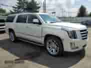 2015 Cadillac Escalade ESV Luxury с VIN 1GYS4SKJ5FR651377, выставлен на аукционе Copart как лот 69732365 с пробегом 178 689 миль миль и Списание • Salvage title. История ставок и продаж доступна на DreamBid. Изображение 4.