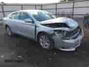 2016 Chevrolet Impala LT z VIN 2G1105SA1G9176118, wystawiony jako IAAI lot #43342652 z przebiegiem 230 051 mil mil oraz . Historia ofert i sprzedaży dostępna na DreamBid. Obrazek 1.