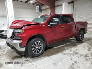 2021 Chevrolet Silverado 1500 LT z VIN 3GCUYDETXMG234359, wystawiony jako Copart lot #87718045 z przebiegiem 50 494 mil mil oraz Szkoda całkowita • Salvage title. Historia ofert i sprzedaży dostępna na DreamBid. Obrazek 1.