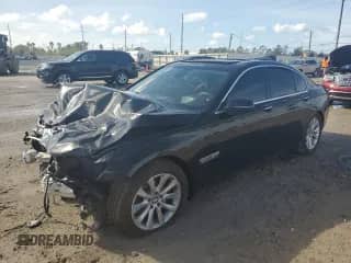 2014 BMW 7 Series 740i с VIN WBAYA6C54ED144416, выставлен на аукционе Copart как лот 74846184 с пробегом Не указан миль и Списание • Salvage title. История ставок и продаж доступна на DreamBid. Изображение 1.