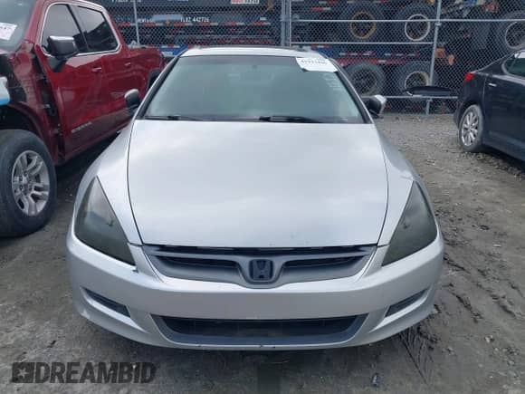 2006 Honda Accord EX-L z VIN 1HGCM82756A000025, wystawiony jako IAAI lot #41933496 z przebiegiem Nie podano mil oraz . Historia ofert i sprzedaży dostępna na DreamBid. Obrazek 11.