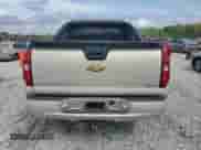2008 Chevrolet Avalanche 2LT z VIN 3GNEC12028G150223, wystawiony jako Copart lot #51517285 z przebiegiem 222 917 mil mil oraz Szkoda całkowita • Salvage title. Historia ofert i sprzedaży dostępna na DreamBid. Obrazek 6.