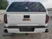2018 GMC Sierra 1500 Denali z VIN 3GTU2PEJ4JG124274, wystawiony jako Copart lot #80307325 z przebiegiem 82 362 mil mil oraz Szkoda całkowita • Salvage title. Historia ofert i sprzedaży dostępna na DreamBid. Obrazek 6.