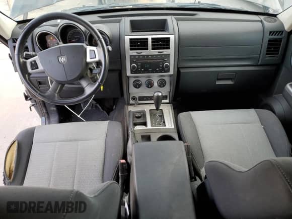 2007 Dodge Nitro R/T с VIN 1D8GU58647W667607, выставлен на аукционе Copart как лот 77193654 с пробегом 88 835 миль миль и Списание • Salvage title. История ставок и продаж доступна на DreamBid. Изображение 8.