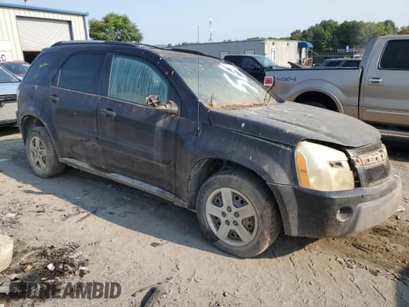 2005 Chevrolet Equinox LS z VIN 2CNDL23F456186124, wystawiony jako Copart lot #69178434 z przebiegiem Nie podano mil oraz Szkoda całkowita • Salvage title. Historia ofert i sprzedaży dostępna na DreamBid. Obrazek 4.