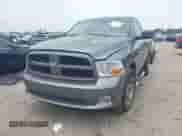 2012 Ram 1500 Express с VIN 3C6JD6AT3CG261294, выставлен на аукционе IAAI как лот 42761298 с пробегом 117 477 миль миль и . История ставок и продаж доступна на DreamBid. Изображение 17.