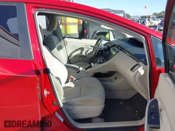 2011 Toyota Prius III with VIN JTDKN3DU2B5360787, listed as a IAAI auction lot 43475014 with 264,120 mi miles and . Bid and sale history available at DreamBid. Image 5.