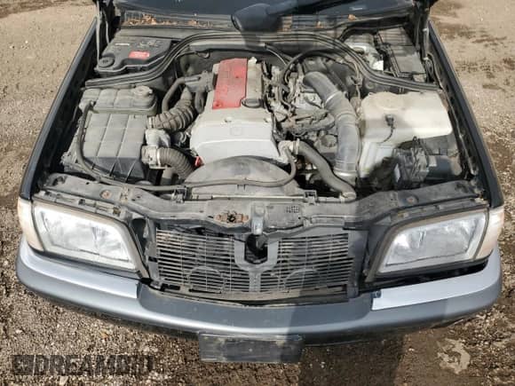 1999 Mercedes-Benz C 230/260/280/320 z VIN WDBHA24G9XA716840, wystawiony jako Copart lot #49605205 z przebiegiem 56 535 mil mil oraz Czysty tytuł • Clean title. Historia ofert i sprzedaży dostępna na DreamBid. Obrazek 11.