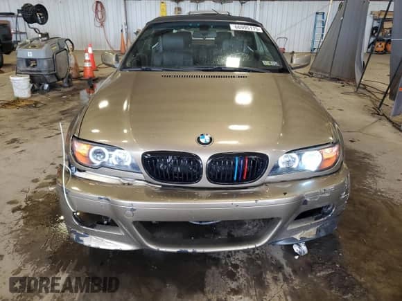2006 BMW 3 Series 325Ci with VIN WBABW33466PX88903, listed as a Copart auction lot 66995175 with 88,587 mi miles and Salvage title. Bid and sale history available at DreamBid. Image 5.