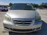 2005 Honda Odyssey EX z VIN 5FNRL38405B418106, wystawiony jako Copart lot #69424465 z przebiegiem 186 798 mil mil oraz Szkoda całkowita • Salvage title. Historia ofert i sprzedaży dostępna na DreamBid. Obrazek 5.