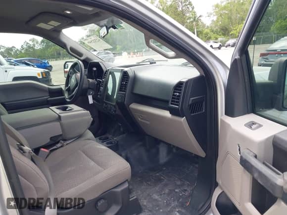 2018 Ford F-150 XL with VIN 1FTEW1CP6JFA35949, listed as a IAAI auction lot 42322549 with 104,044 mi miles and . Bid and sale history available at DreamBid. Image 5.