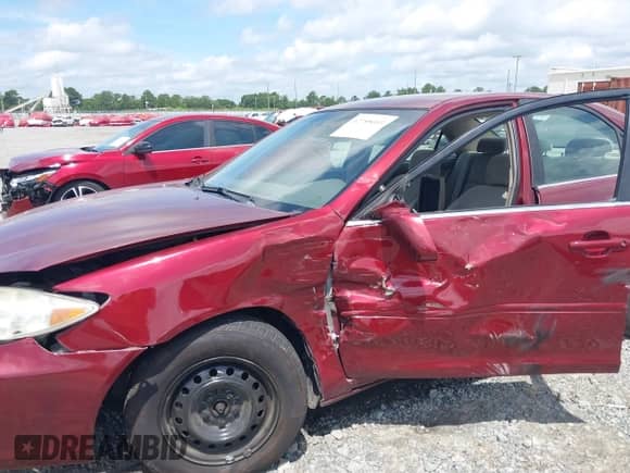 2006 Toyota Camry LE с VIN 4T1BE32K46U135229, выставлен на аукционе IAAI как лот 42755003 с пробегом 127 067 миль миль и . История ставок и продаж доступна на DreamBid. Изображение 6.