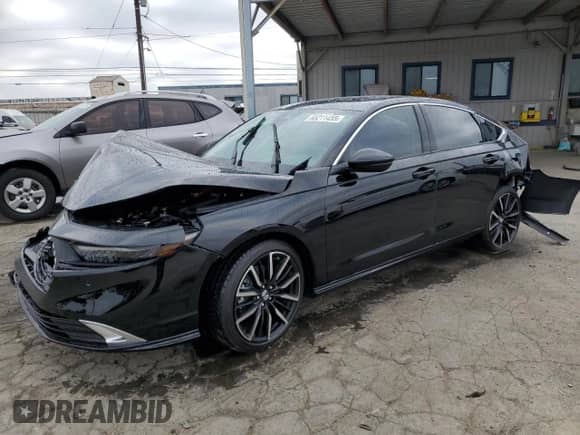 2025 Honda Accord Touring с VIN 1HGCY2F89SA027436, выставлен на аукционе Copart как лот 65211455 с пробегом Не указан миль и Списание • Salvage title. История ставок и продаж доступна на DreamBid. Изображение 1.