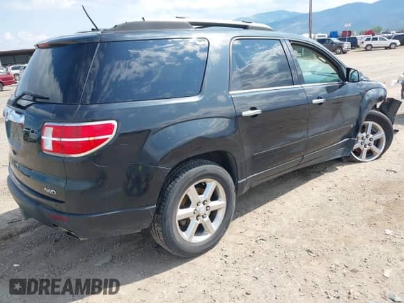 2008 Saturn Outlook XR with VIN 5GZEV33728J183035, listed as a IAAI auction lot 42544269 with Not provided miles and . Bid and sale history available at DreamBid. Image 4.